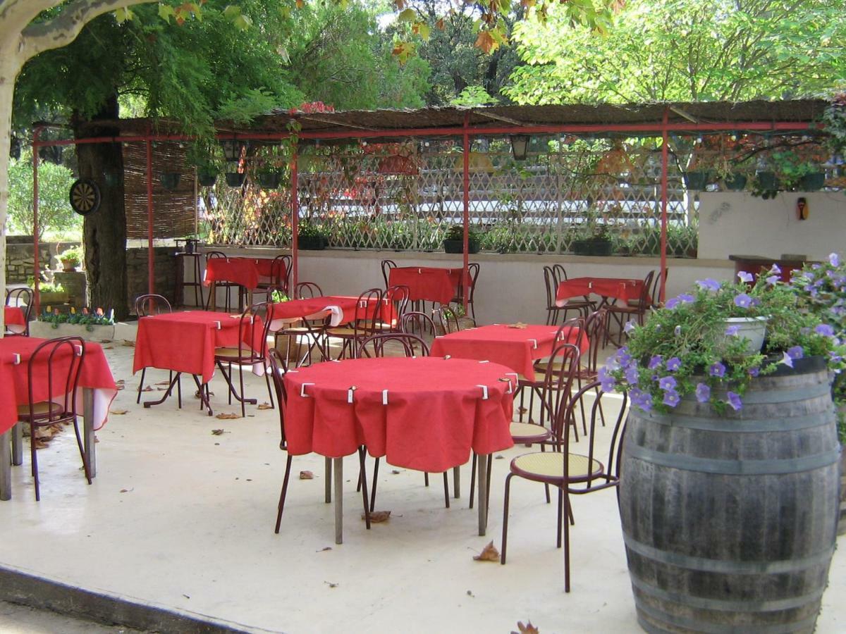 Auberge Des Garrigues นีมส์ ภายนอก รูปภาพ