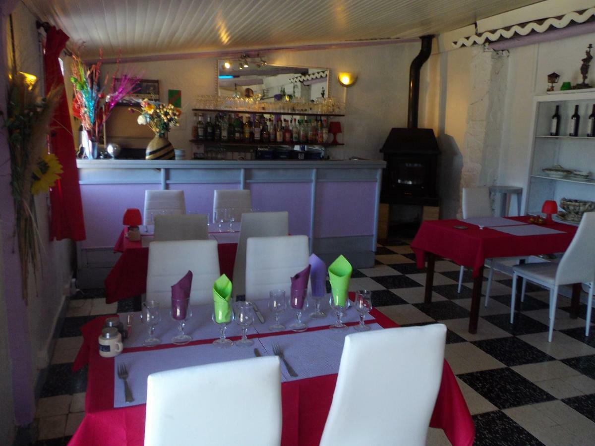 Auberge Des Garrigues นีมส์ ภายนอก รูปภาพ