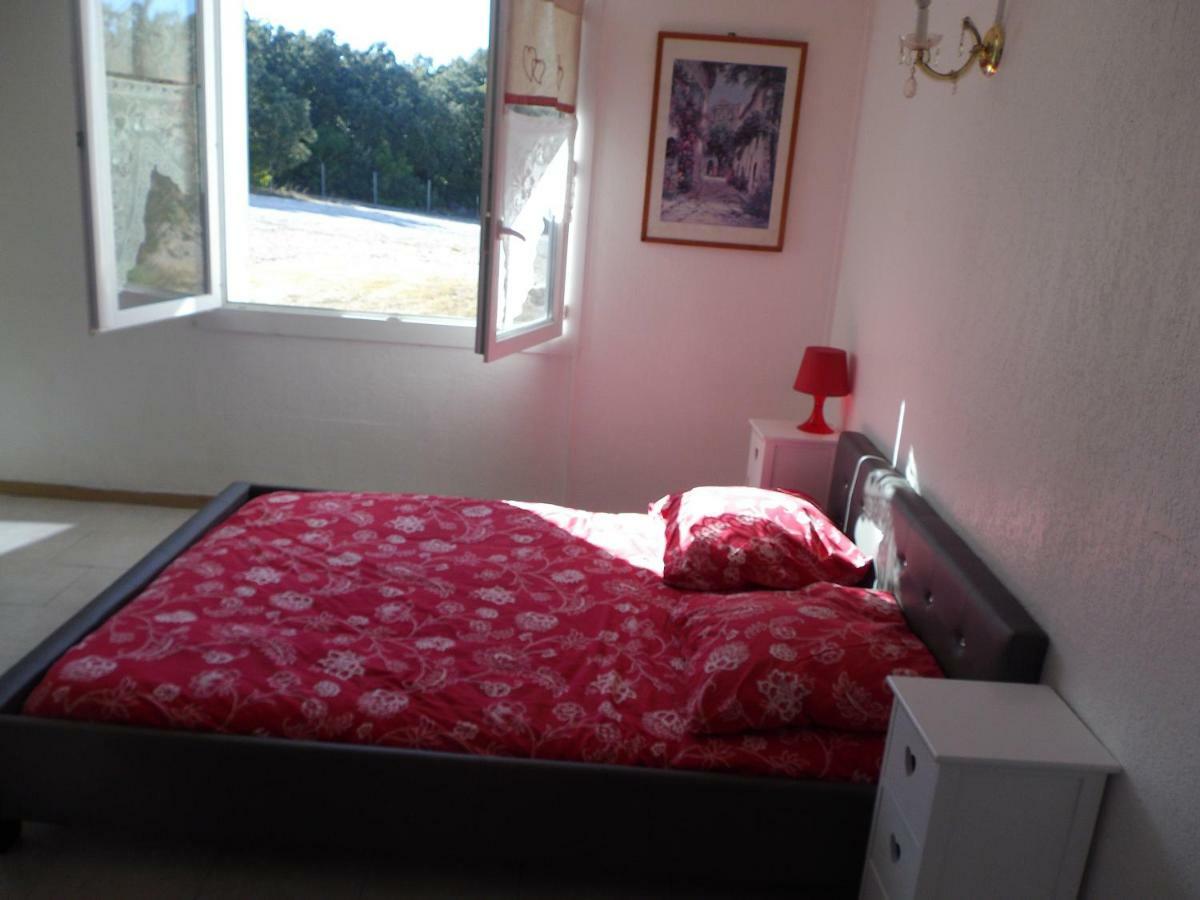 Auberge Des Garrigues นีมส์ ภายนอก รูปภาพ